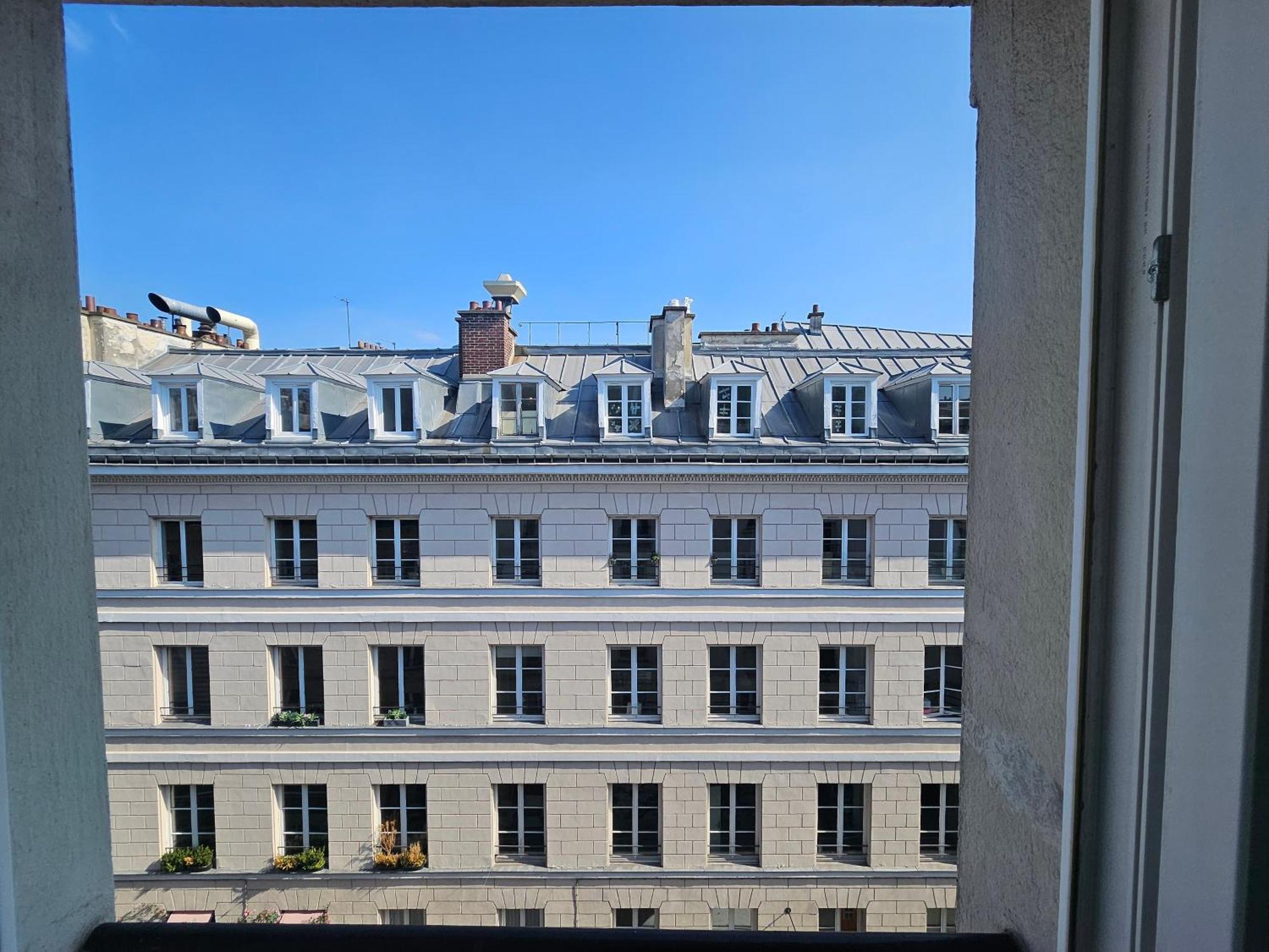 Hotel La Louisiane Paris Exterior photo